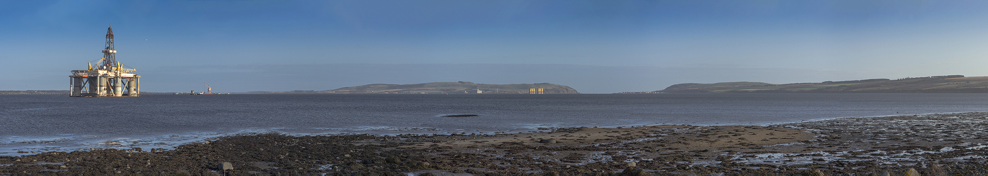 Oil Rigs in the Cromarty Firth